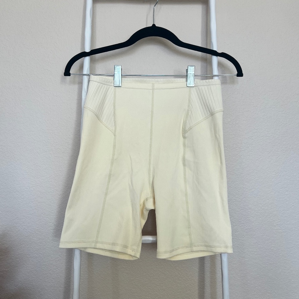 For Love & Lemons Ella Active Shorts in Cream – Size L NWT